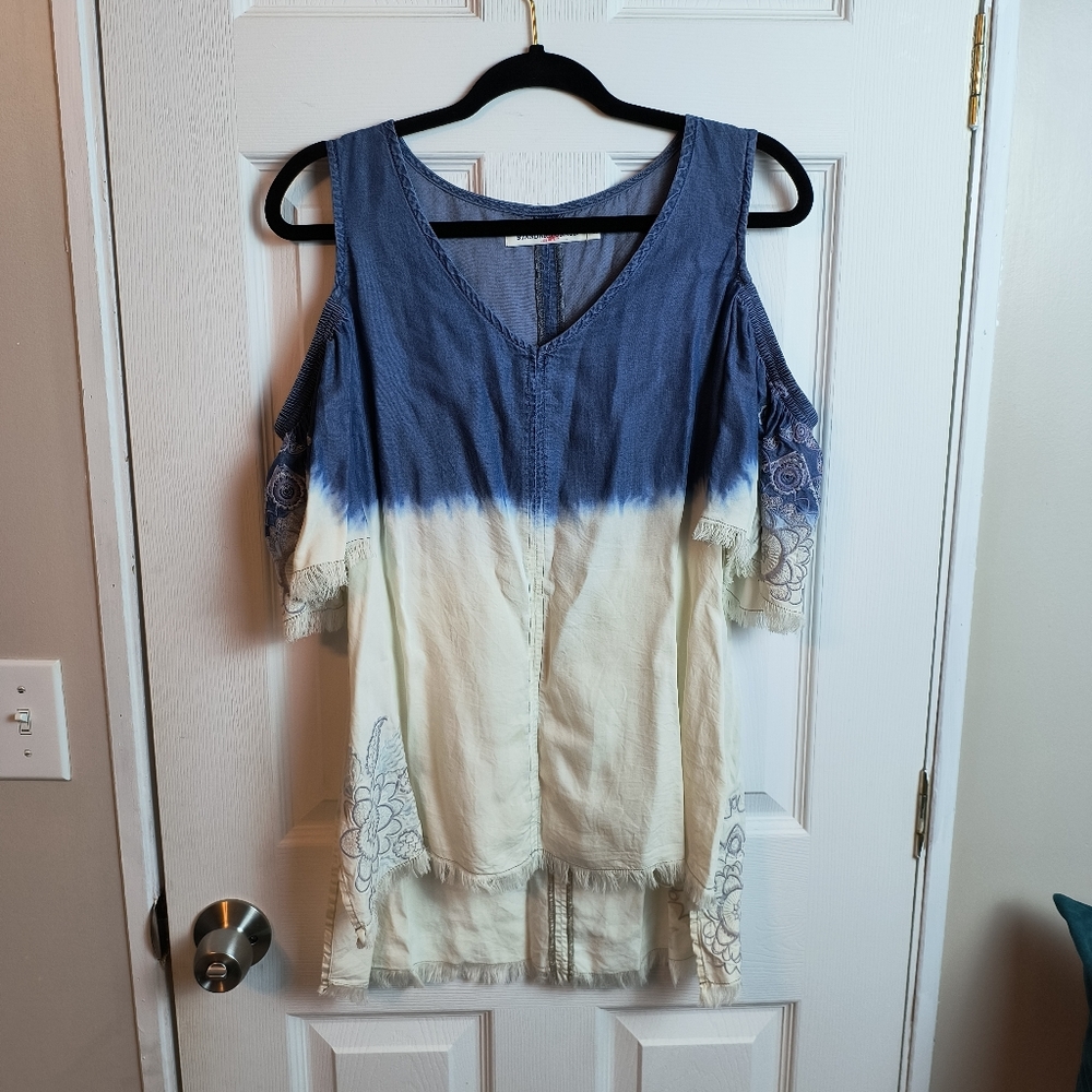 Standard grace Cold Shoulder Embroidered Fringe Blouse Small-medium